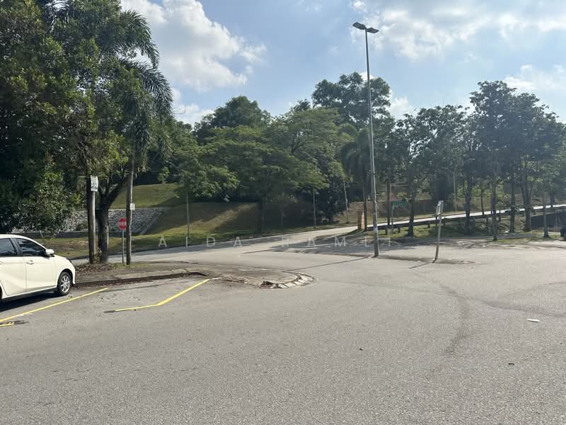 Shop for Rent in Bukit Jelutong (Shah Alam) - Aida Ramli - PropertyGuru.com.my