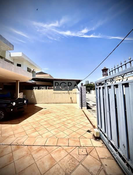 Semi-Detached House for Sale in Tanjung Bungah (Penang) - Rachael Tan - Exterior - PropertyGuru.com.my