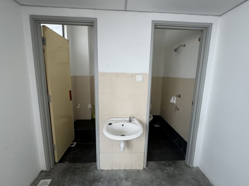Shop for Rent in Taman Ungku Tun Aminah (Skudai) - Jaffrey . - PropertyGuru.com.my