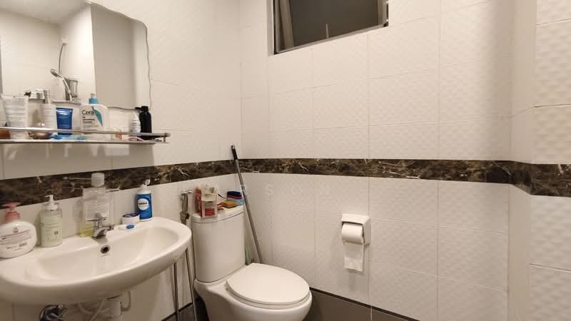 Servis Apartment untuk Dijual di Seasons Amara Larkin - Carson . - Bathroom - PropertyGuru.com.my