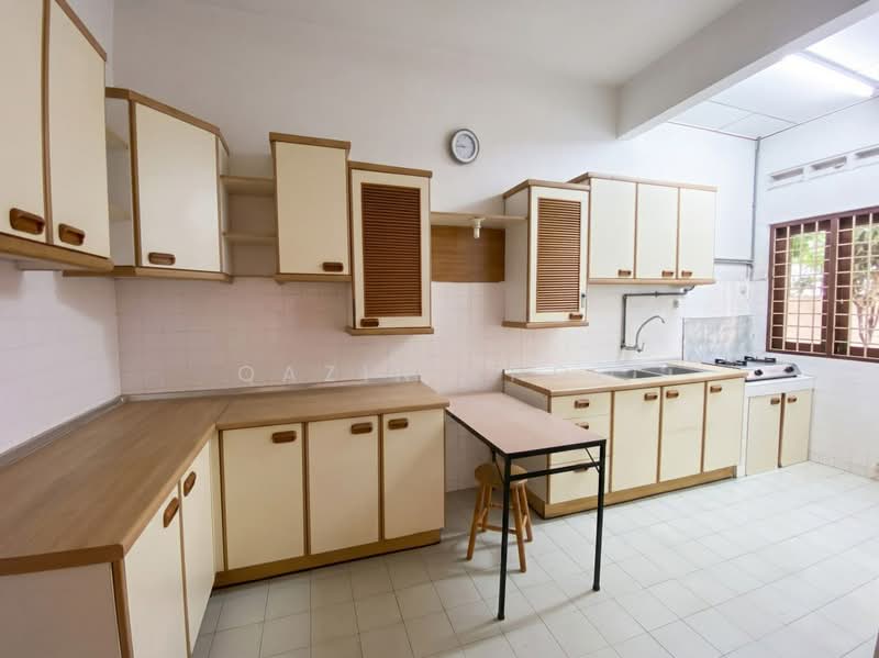 Rumah Teres 2 Tingkat untuk Dijual di Gunung Rapat (Ipoh) - Qazin Khoo - Kitchen - PropertyGuru.com.my