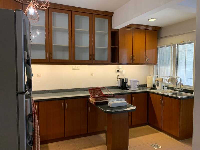 2-storey Terraced House for Sale in Bandar Kinrara (Selangor) - Vincent Yeoh - Kitchen - PropertyGuru.com.my