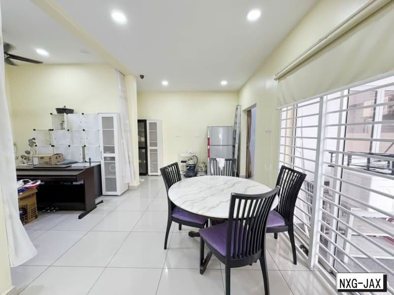 Cluster House for Rent in Setia Impian (Setia Alam) - Cassey Lim - Dining Room - PropertyGuru.com.my