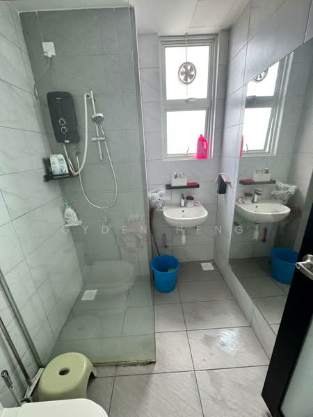 Servis Apartment untuk Dijual di SKS Habitat - Gyden Heng - Bathroom - PropertyGuru.com.my