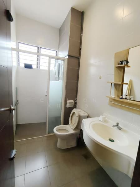 Rumah Teres untuk Dijual di Bandar Puteri Puchong (Puchong) - Carlson Khong - Bathroom - PropertyGuru.com.my