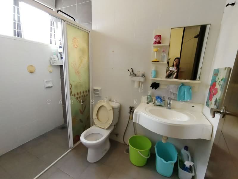 Rumah Teres untuk Dijual di Bandar Puteri Puchong (Puchong) - Carlson Khong - Bathroom - PropertyGuru.com.my