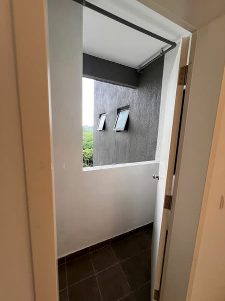 Kondominium untuk Disewa di Vierra Residence - Li Yee Yap - Balcony - PropertyGuru.com.my