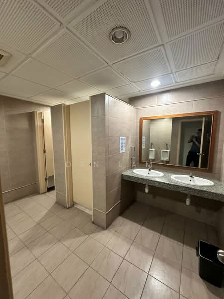 Pejabat untuk Disewa di Taman Ampang Hilir (Ampang) - Den Lam - Bathroom - PropertyGuru.com.my