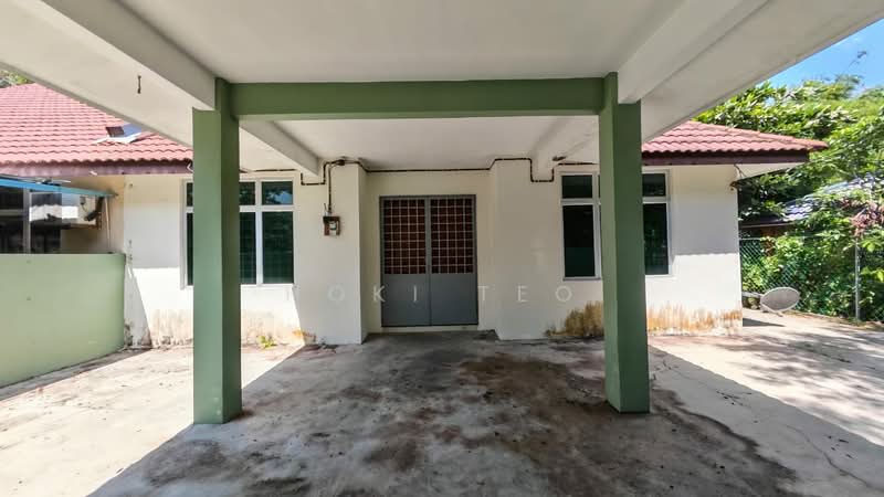 Semi-Detached House for Sale in Taman Peserai (Batu Pahat) - Hoki Teo - PropertyGuru.com.my