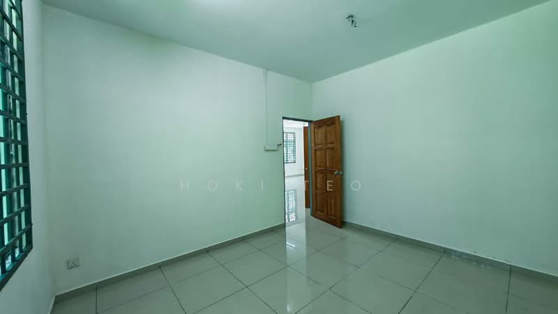 Semi-Detached House for Sale in Taman Peserai (Batu Pahat) - Hoki Teo - PropertyGuru.com.my