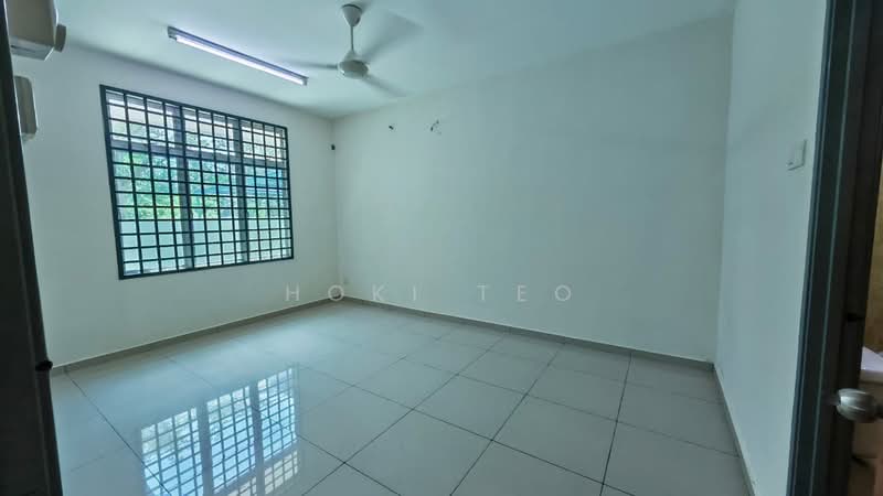Semi-Detached House for Sale in Taman Peserai (Batu Pahat) - Hoki Teo - PropertyGuru.com.my