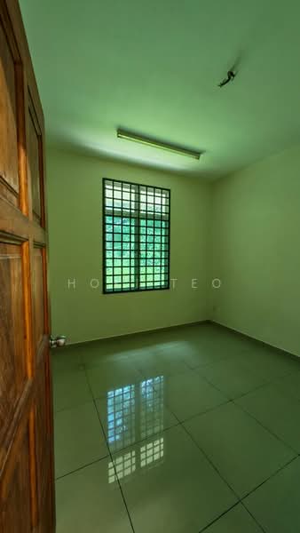 Semi-Detached House for Sale in Taman Peserai (Batu Pahat) - Hoki Teo - PropertyGuru.com.my