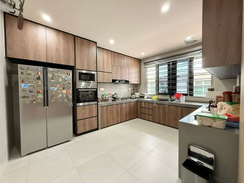 2.5-storey Terraced House for Sale in Taman Sutera Utama (Skudai) - Winnie Lau - Kitchen - PropertyGuru.com.my