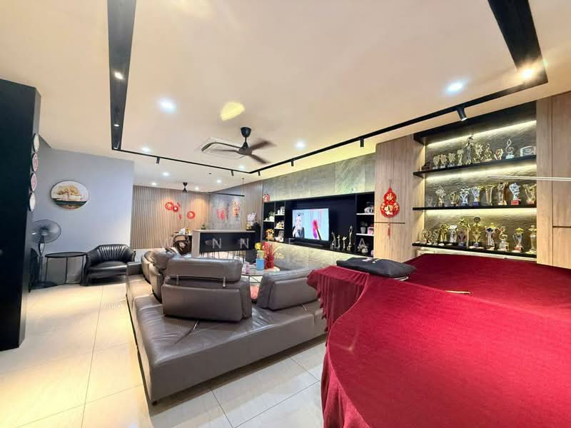 2.5-storey Terraced House for Sale in Taman Sutera Utama (Skudai) - Winnie Lau - Living Room - PropertyGuru.com.my