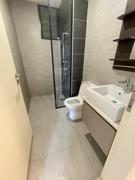 Servis Apartment untuk Disewa di The Arcuz - Syahirah Ismol - Bathroom - PropertyGuru.com.my