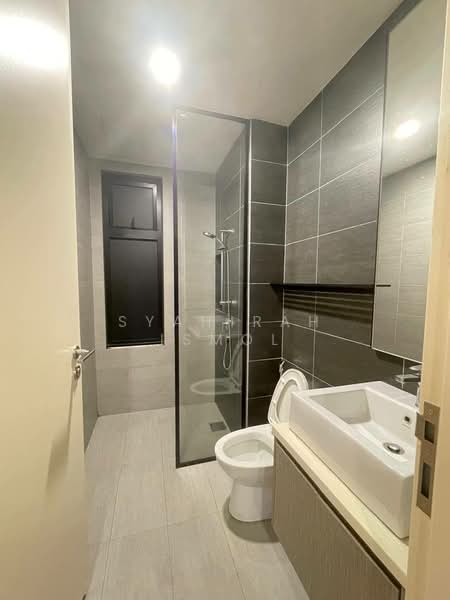 Servis Apartment untuk Disewa di The Arcuz - Syahirah Ismol - Bathroom - PropertyGuru.com.my