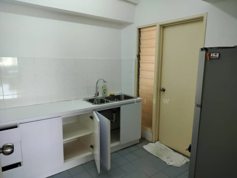 Apartment for Rent at Anjung Hijau (Greenfields) - Gerald Liew - Kitchen - PropertyGuru.com.my