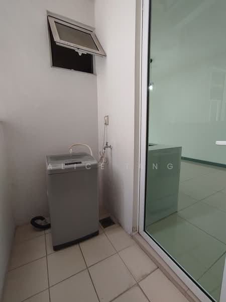 Servis Apartment untuk Disewa di Southbank Residence - Alice Tang - Yard - PropertyGuru.com.my