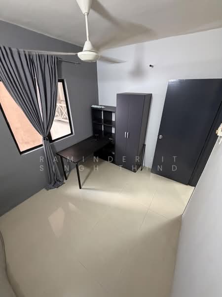 Service Residence for Sale at Putra Majestik - Raminderjit Singh Thind - Study - PropertyGuru.com.my