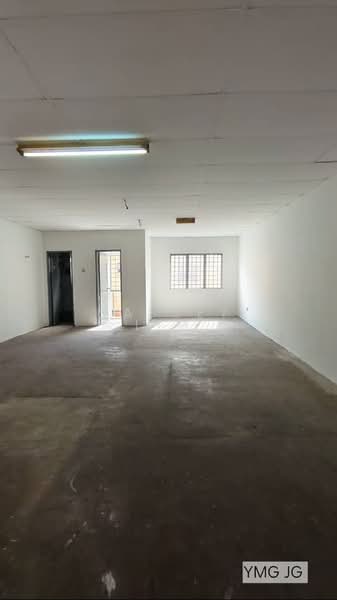 Shop for Rent in Port Klang (Pelabuhan Klang) (Selangor) - Cassey Lim - Interior - PropertyGuru.com.my