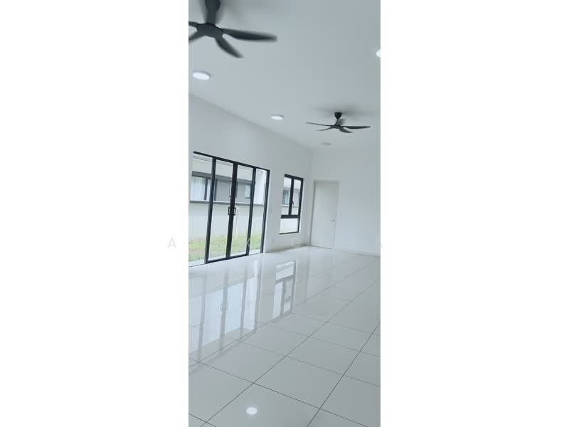 Rumah Berkembar untuk Disewa di Bandar Tropicana Aman (Telok Panglima Garang) - Alex Chua - PropertyGuru.com.my