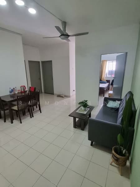 Kondominium untuk Disewa di Residensi Laguna (Sunway Belvedere) - Raymond Ling - Living Room - PropertyGuru.com.my