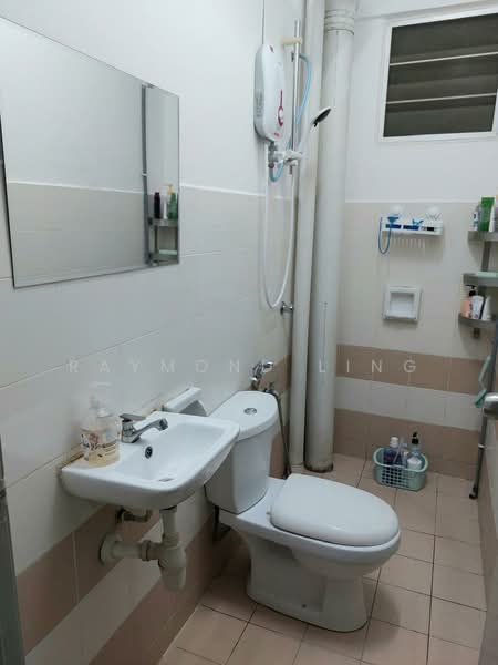 Kondominium untuk Disewa di Residensi Laguna (Sunway Belvedere) - Raymond Ling - Bathroom - PropertyGuru.com.my