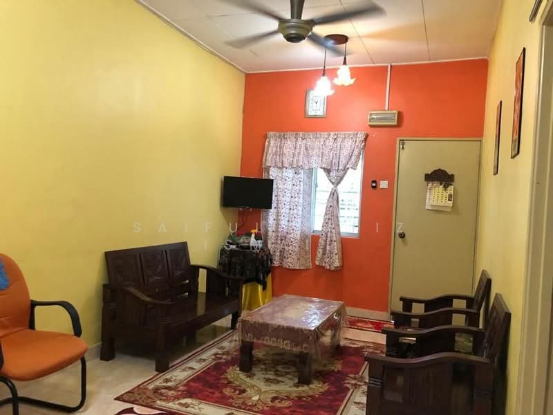 Rumah Teres 1 Tingkat untuk Dijual di Taman Semenyih Impian (Semenyih) - Saiful Hafiz Ismail - Living Room - PropertyGuru.com.my