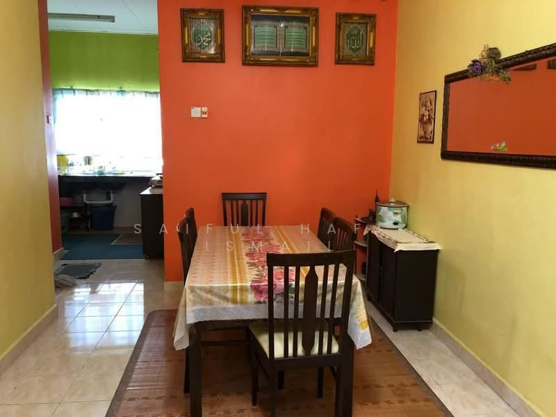 Rumah Teres 1 Tingkat untuk Dijual di Taman Semenyih Impian (Semenyih) - Saiful Hafiz Ismail - Dining Room - PropertyGuru.com.my