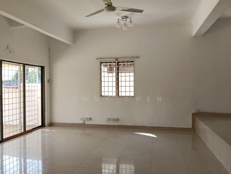 Rumah Teres 2 Tingkat untuk Disewa di Taman Bukit Cheras (Cheras) - Kenny Chen - Living Room - PropertyGuru.com.my