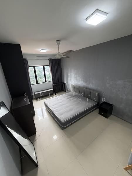 Servis Apartment untuk Disewa di Putra Majestik - Raminderjit Singh Thind - Bedroom - PropertyGuru.com.my