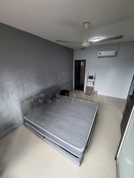 Servis Apartment untuk Disewa di Putra Majestik - Raminderjit Singh Thind - Bedroom - PropertyGuru.com.my