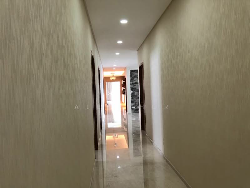 Kondominium untuk Dijual di 8 Gurney (The Shore Condominium) - Alex Thor - Corridor - PropertyGuru.com.my