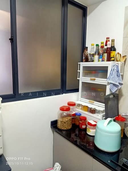 Kondominium untuk Dijual di Granito - Rainny Wong - Kitchen - PropertyGuru.com.my