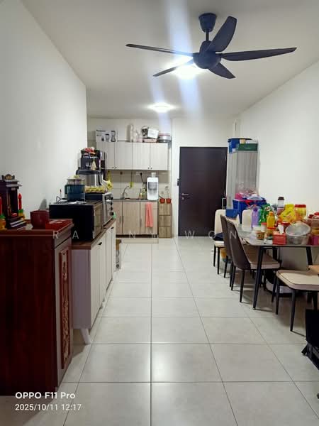 Kondominium untuk Dijual di Granito - Rainny Wong - Kitchen - PropertyGuru.com.my