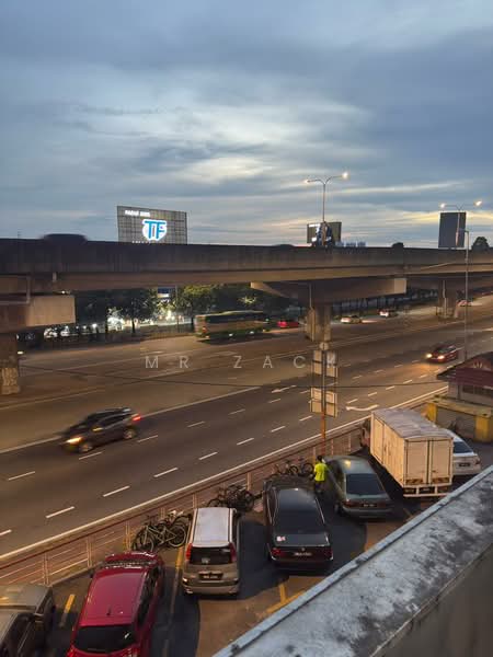 Rumah Flat untuk Dijual di Batu Caves Centerpoint - Mr Zack - Exterior - PropertyGuru.com.my