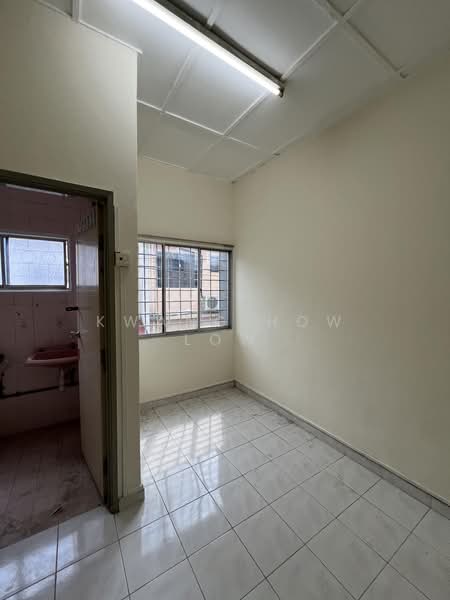 Rumah Teres 2 Tingkat untuk Disewa di Bandar Baru Sri Petaling (Sri Petaling) - Kwang How Low - PropertyGuru.com.my