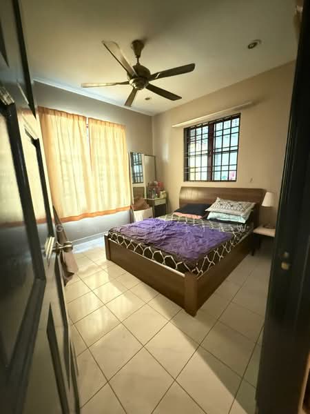 Semi-Detached House for Sale in Taman Lestari Perdana (Seri Kembangan) - Gerald Liew - Bedroom - PropertyGuru.com.my