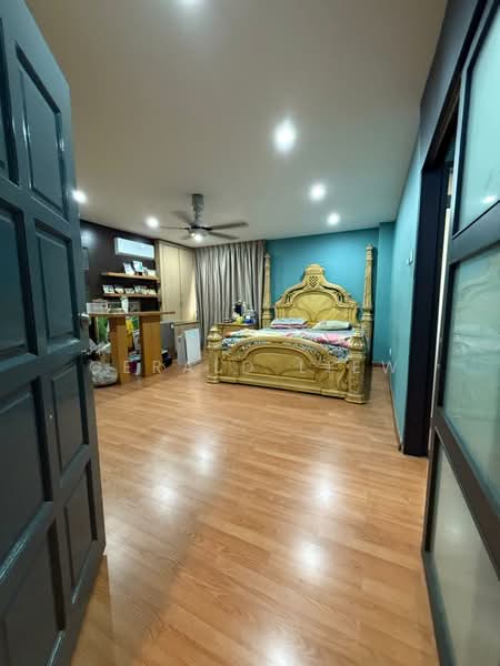 Semi-Detached House for Sale in Taman Lestari Perdana (Seri Kembangan) - Gerald Liew - Bedroom - PropertyGuru.com.my