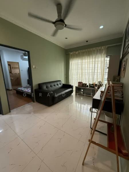 Semi-Detached House for Sale in Taman Lestari Perdana (Seri Kembangan) - Gerald Liew - Living Room - PropertyGuru.com.my