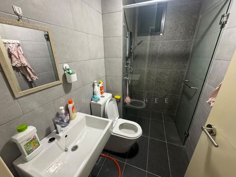 Servis Apartment untuk Disewa di Meta City - Derrick Hee - Bathroom - PropertyGuru.com.my