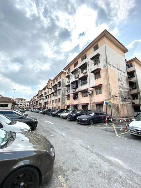 Apartment for Sale at Apartment Idaman - Faliyana binti Muda - PropertyGuru.com.my