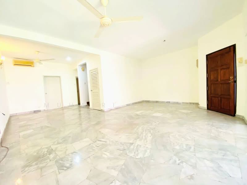 2-storey Terraced House for Sale in Petaling Jaya (Selangor) - Muhairi Rahman - Living Room - PropertyGuru.com.my