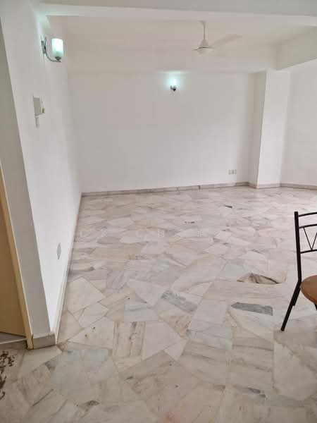 Kondominium untuk Dijual di Desa Gembira - CK Chong - Living Room - PropertyGuru.com.my