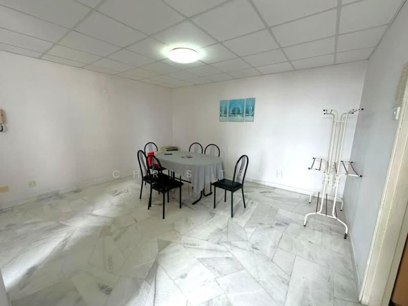 Kondominium untuk Dijual di Leisure Bay Condominium - Chris Teoh - Dining Room - PropertyGuru.com.my