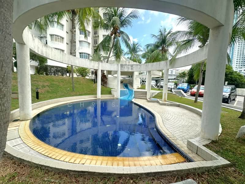 Kondominium untuk Dijual di Leisure Bay Condominium - Chris Teoh - Exterior - PropertyGuru.com.my