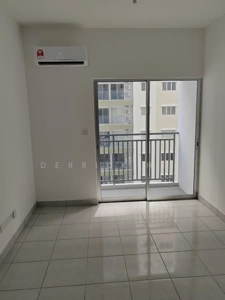 Apartment for Rent at Idaman Melur @ Cybersouth - Derrick Hee - Balcony - PropertyGuru.com.my