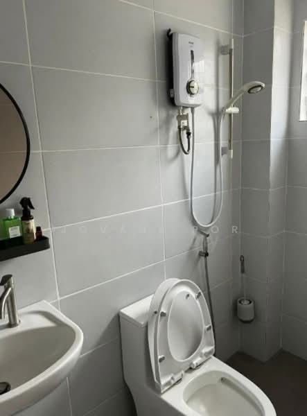2-storey Terraced House for Rent in Taman Puncak Jalil (Seri Kembangan) - Jovane Por - Bathroom - PropertyGuru.com.my