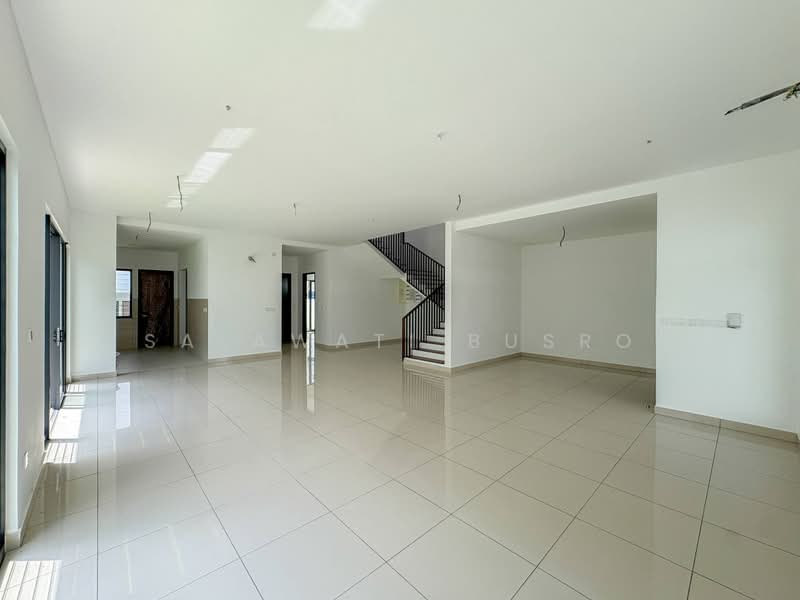 Semi-Detached House for Sale in Elmina (Shah Alam) - Salawati Busro - Living Room - PropertyGuru.com.my