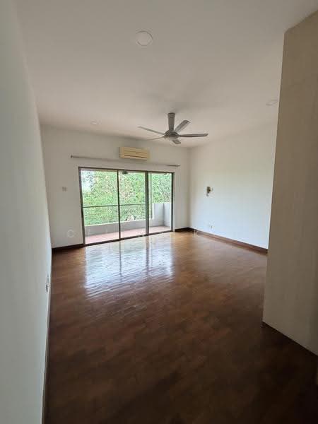 Rumah Teres 2.5-Tingkat untuk Dijual di Sierramas (Sungai Buloh) - Celina Koh - Balcony - PropertyGuru.com.my